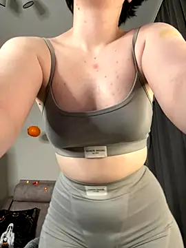 RinaShy online show from October 2025 05:17:01 AM