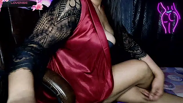 Snapshot of MissNasha chatting on September 2025 03:12:02 AM MissNasha online show from September 2025 03:12:02 AM