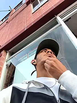 Exlifer online show from February 2026 10:54:01 PM