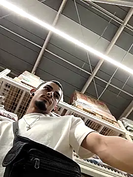 Exlifer online show from April 2026 07:04:02 PM