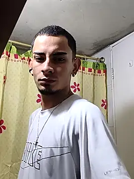 Exlifer online show from July 2026 07:39:01 PM