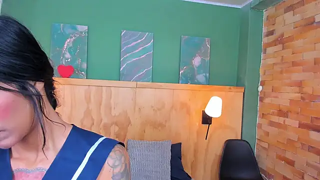 milavega  online show from October 2025 12:17:02 PM