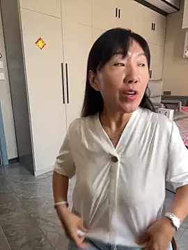 xiaomei-11 online show from October 2025 02:59:02 AM