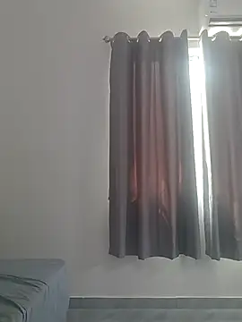 hiwoaini online show from July 2026 06:25:02 AM