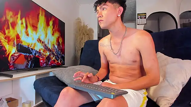 Steven baby69 online show from December 2025 03:00:02 AM