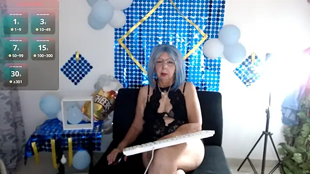 ruth blue21 online show from September 2025 12:00:02 PM