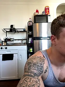 Snapshot of King_Kev_ chatting on December 2025 05:58:02 PM King Kev online show from December 2025 05:58:02 PM