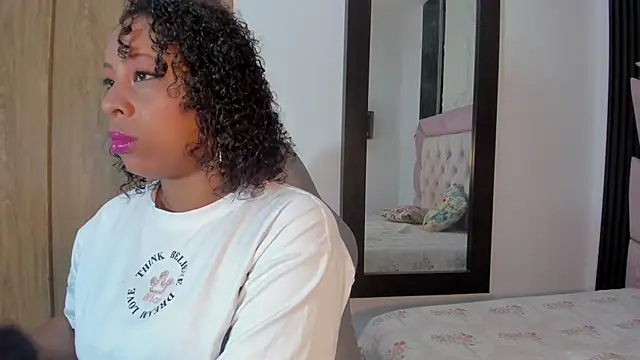 Snapshot of Faver_ chatting on November 2025 11:58:02 AM Faver online show from November 2025 11:58:02 AM