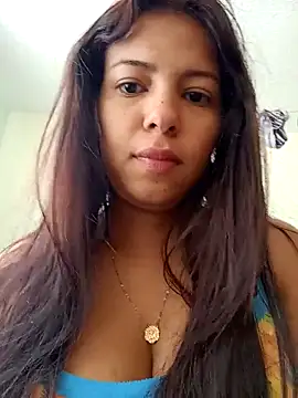 Snapshot of IsabellaLuxe chatting on October 2025 12:41:01 PM IsabellaLuxe online show from October 2025 12:41:01 PM
