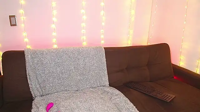 RosseCollins online show from January 2026 12:03:01 AM