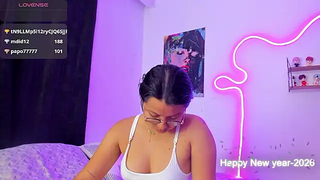 Dilan and Mia online show from January 2026 08:38:02 PM