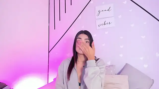 MiahCornell  online show from March 2026 01:22:02 PM