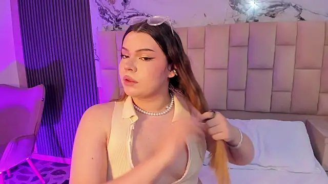 Maxxxine1 online show from March 2026 10:06:01 PM