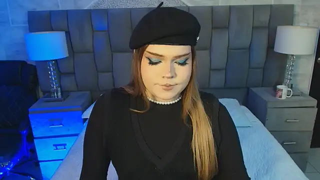 Maxxxine1 online show from November 2025 09:03:02 AM