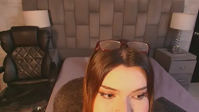 Maxxxine1 online show from November 2025 05:54:01 AM