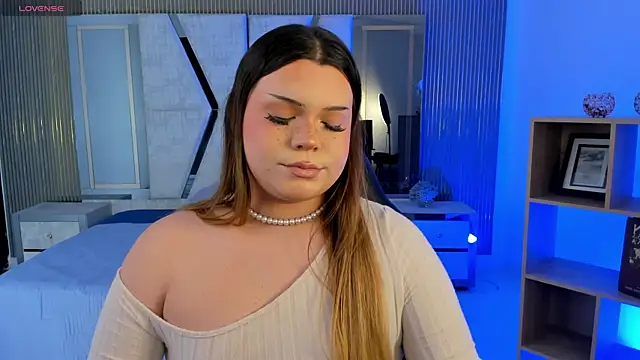 Maxxxine1 online show from April 2026 11:31:01 PM