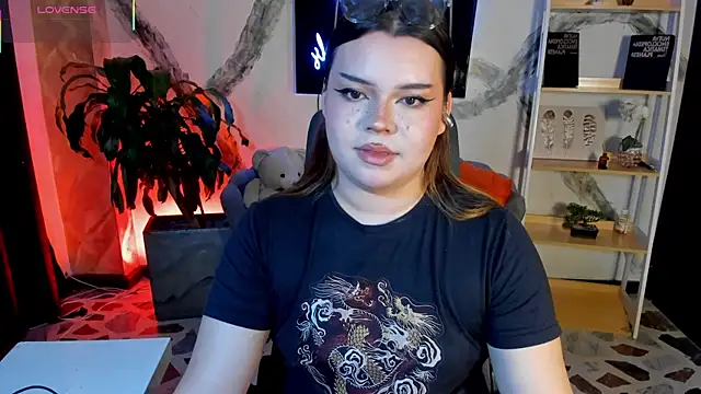 Maxxxine1 online show from December 2025 01:39:01 AM