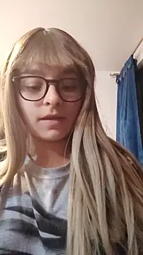 Aurora blaack online show from November 2025 02:04:01 AM