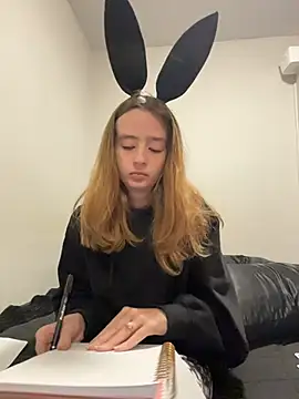 SeccySerena online show from January 2026 07:51:01 PM