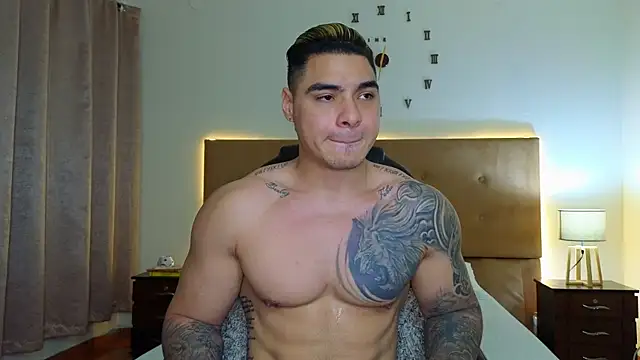 Steven Velez online show from November 2025 01:20:01 AM