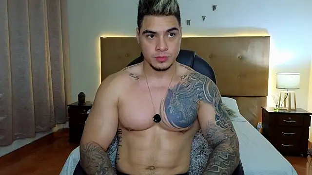 Steven Velez online show from September 2025 11:33:02 PM
