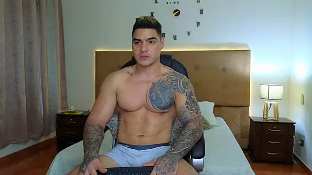 Steven Velez online show from November 2025 11:27:02 PM