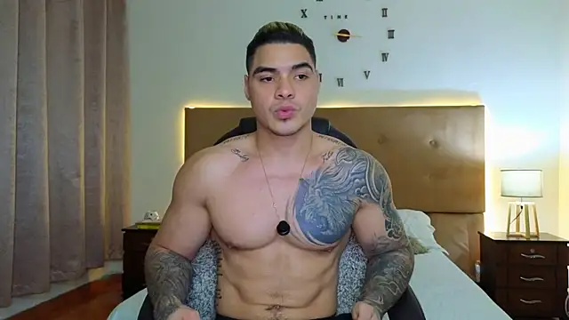 Steven Velez online show from November 2025 12:04:01 AM