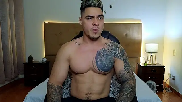 Steven Velez online show from September 2025 12:44:01 AM