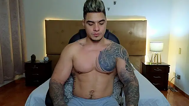 Steven Velez online show from September 2025 01:41:02 AM