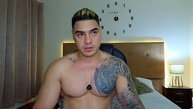 Steven Velez online show from October 2025 11:48:02 PM