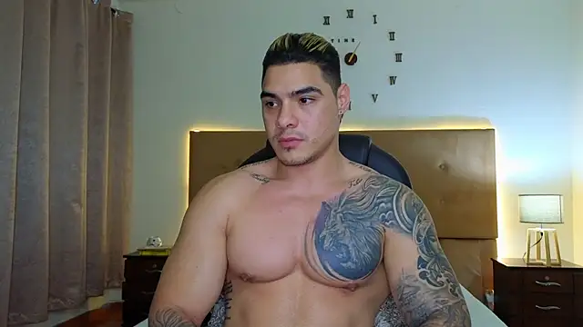 Steven Velez online show from November 2025 01:54:02 AM