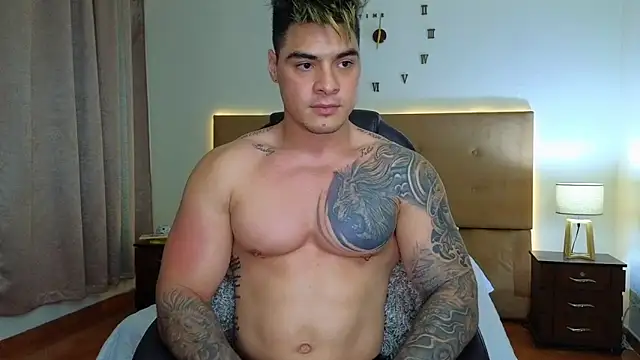 Steven Velez online show from December 2025 01:49:02 AM