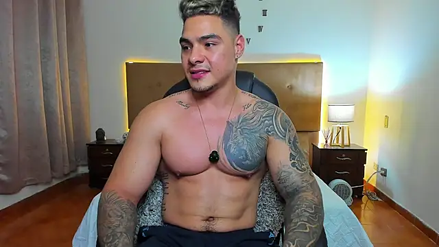 Steven Velez online show from September 2025 01:04:01 AM