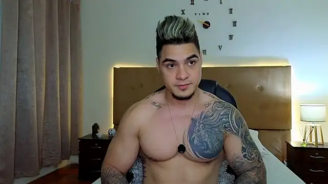 Steven Velez online show from October 2025 11:39:01 PM
