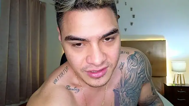 Steven Velez online show from October 2025 12:45:02 AM