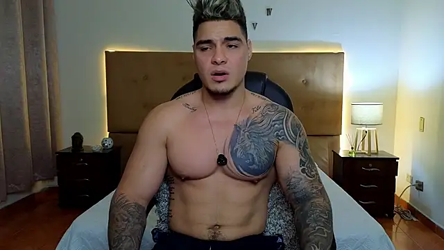 Steven Velez online show from September 2025 12:47:02 AM