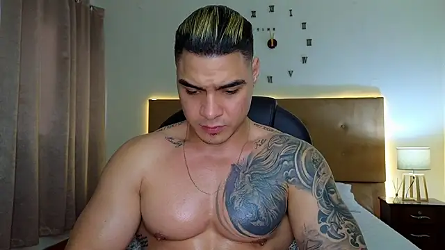 Steven Velez online show from October 2025 12:48:01 PM