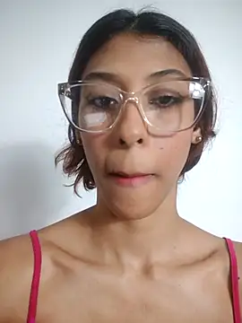 Mia kam21 online show from October 2025 06:38:01 AM