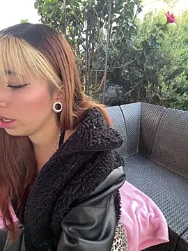 Sallem Pink online show from November 2025 11:21:01 AM