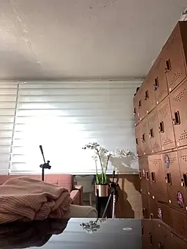 Sallem Pink online show from February 2026 11:10:01 AM