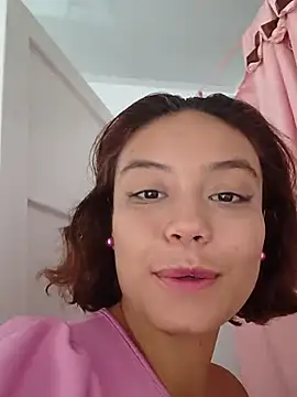 TamaraMera online show from May 2026 03:59:01 PM