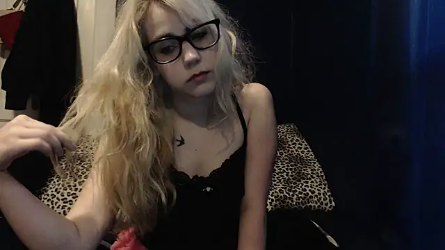 RubySmoke online show from October 2025 01:23:01 PM