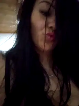 Snapshot of karla_valk1 chatting on April 2026 11:18:01 PM karla valk1 online show from April 2026 11:18:01 PM