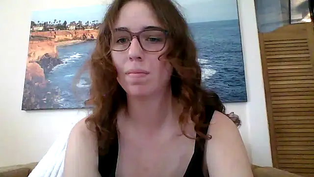 sweetsocalgirl online show from March 2026 10:45:01 PM