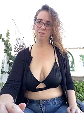 sweetsocalgirl online show from September 2025 11:27:01 PM