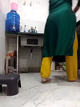 kajal 01raj online show from November 2025 11:14:02 AM