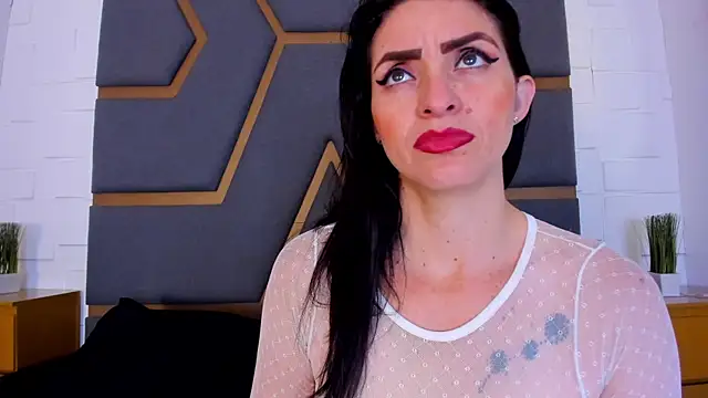 MeganHoffmaan online show from October 2025 11:53:01 AM