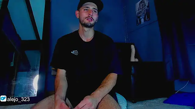 alejo  323   online show from January 2026 03:43:01 AM