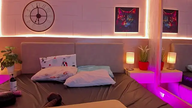 Meloddy Rose online show from November 2025 10:35:01 PM