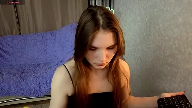 Snapshot of Nika_OMG chatting on October 2025 07:03:02 PM Nika OMG online show from October 2025 07:03:02 PM